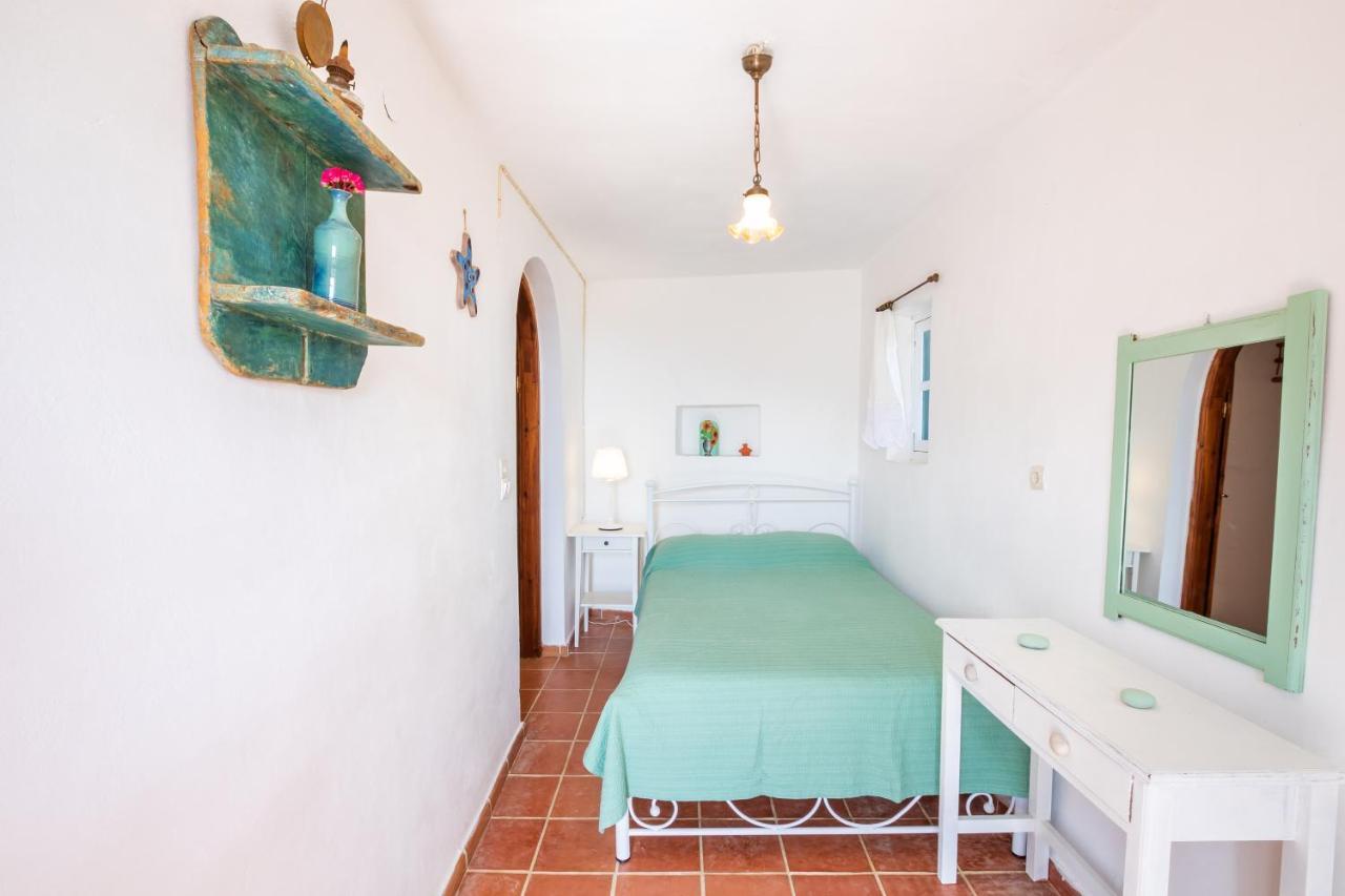 Olive Grove Cottage Menetaí Екстериор снимка