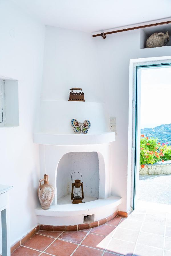 Olive Grove Cottage Menetaí Екстериор снимка
