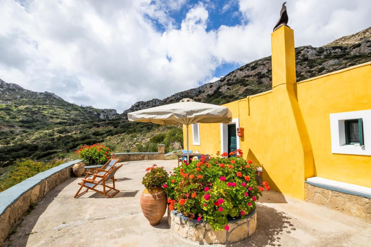 Olive Grove Cottage Menetaí Екстериор снимка